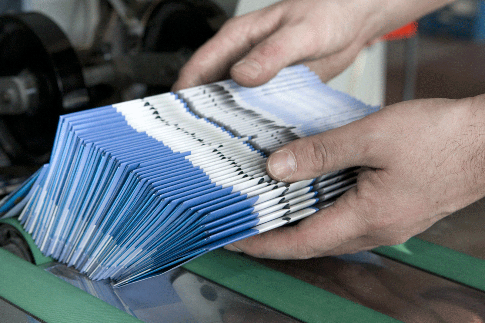Silent Bundling Tactics for Print Resellers to Grow Profits